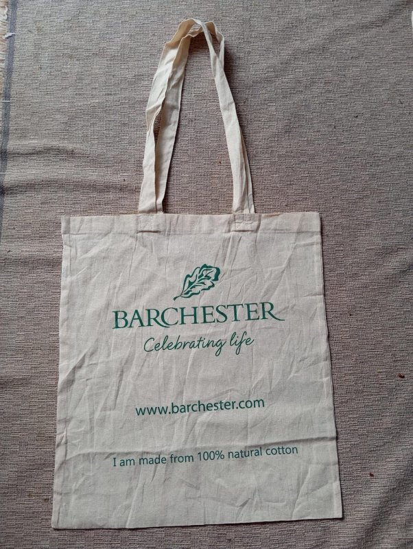 Tote bag