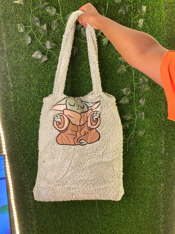 Fluffy tote bags 